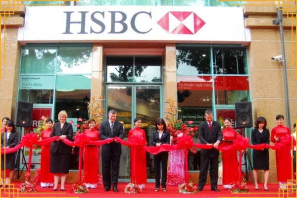 Các sản phẩm và dịch vụ chính của Ngân hàng HSBC Việt Nam