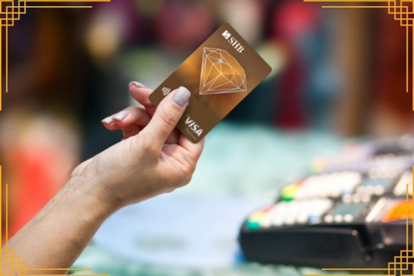 Thẻ Tín Dụng SHB: So sánh hạn mức, lãi suất, ưu nhược điểm