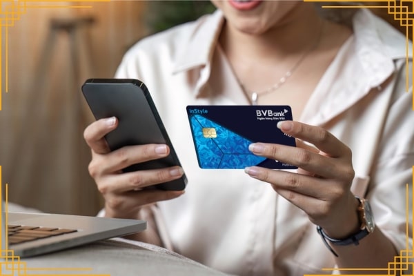 Thẻ tín dụng BVBank: Lợi ích và so sánh ưu nhược điểm, đặc quyền