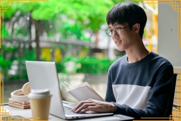 Quản lý tài chính cá nhân cho freelancer: Cách biến thu nhập bấp bênh thành ổn định